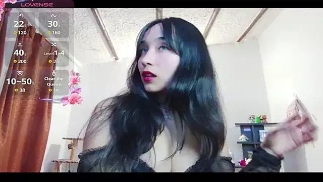 _julieta_love_ from StripChat is Freechat