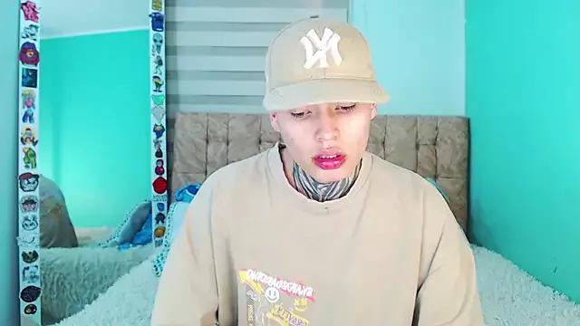 Customizable and immersive: Energize your taste buds and checkout our delicious choice of amateur cams liveshows with excited livestreamers getting their sweet physiques pounded with their beloved vibrating toys.