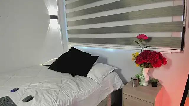 _kylie__smith_ from StripChat is Freechat