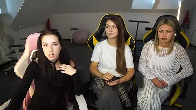 Customizable and immersive: Energize your taste buds and checkout our delicious choice of amateur cams liveshows with excited livestreamers getting their sweet physiques pounded with their beloved vibrating toys.