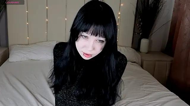 Customizable and immersive: Energize your taste buds and checkout our delicious choice of amateur cams liveshows with excited livestreamers getting their sweet physiques pounded with their beloved vibrating toys.