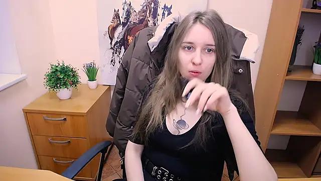 Customizable and immersive: Energize your taste buds and checkout our delicious choice of amateur cams liveshows with excited livestreamers getting their sweet physiques pounded with their beloved vibrating toys.