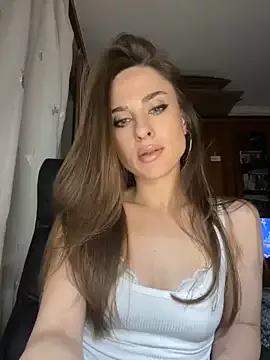 Customizable and immersive: Energize your taste buds and checkout our delicious choice of amateur cams liveshows with excited livestreamers getting their sweet physiques pounded with their beloved vibrating toys.