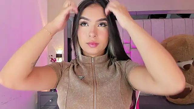 Customizable and immersive: Energize your taste buds and checkout our delicious choice of amateur cams liveshows with excited livestreamers getting their sweet physiques pounded with their beloved vibrating toys.