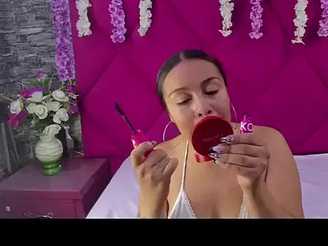 Customizable and immersive: Energize your taste buds and checkout our delicious choice of amateur cams liveshows with excited livestreamers getting their sweet physiques pounded with their beloved vibrating toys.