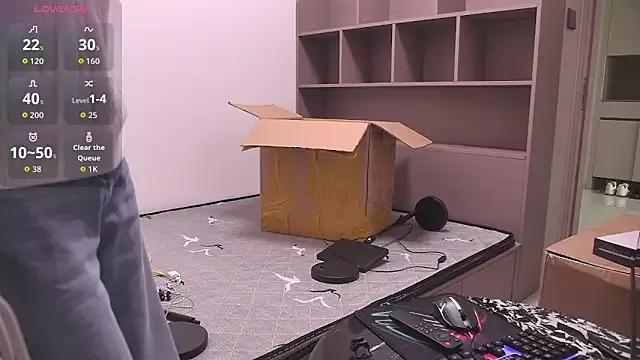 Customizable and immersive: Energize your taste buds and checkout our delicious choice of amateur cams liveshows with excited livestreamers getting their sweet physiques pounded with their beloved vibrating toys.