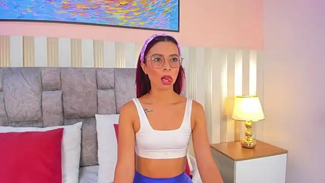 Customizable and immersive: Energize your taste buds and checkout our delicious choice of amateur cams liveshows with excited livestreamers getting their sweet physiques pounded with their beloved vibrating toys.