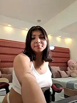 Customizable and immersive: Energize your taste buds and checkout our delicious choice of amateur cams liveshows with excited livestreamers getting their sweet physiques pounded with their beloved vibrating toys.