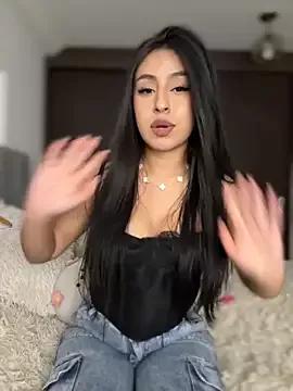 Customizable and immersive: Energize your taste buds and checkout our delicious choice of amateur cams liveshows with excited livestreamers getting their sweet physiques pounded with their beloved vibrating toys.