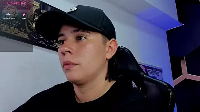 Customizable and immersive: Energize your taste buds and checkout our delicious choice of amateur cams liveshows with excited livestreamers getting their sweet physiques pounded with their beloved vibrating toys.