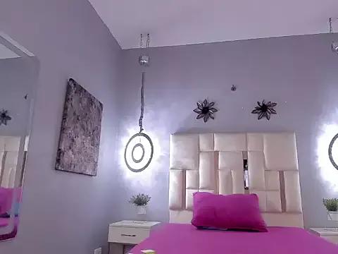 Abril_Hillss from StripChat is Freechat