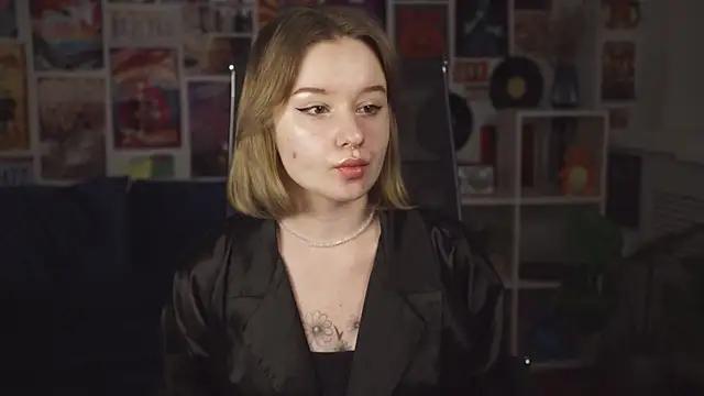 AdeleLoomis from StripChat is Freechat
