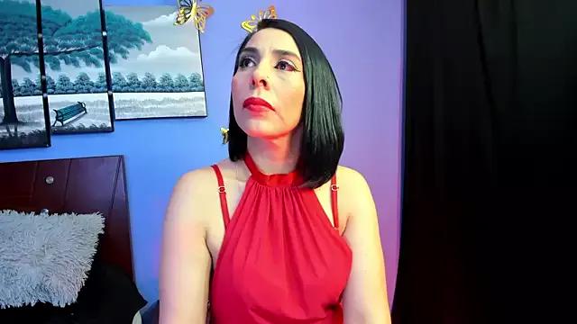 AdelleLennox_cg from StripChat is Freechat
