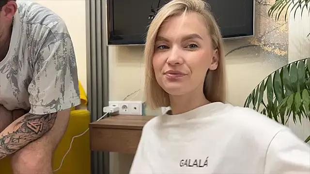 Customizable and immersive: Energize your taste buds and checkout our delicious choice of amateur cams liveshows with excited livestreamers getting their sweet physiques pounded with their beloved vibrating toys.