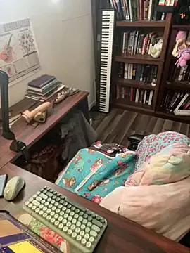 Customizable and immersive: Energize your taste buds and checkout our delicious choice of amateur cams liveshows with excited livestreamers getting their sweet physiques pounded with their beloved vibrating toys.