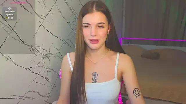 adrianawow1 from StripChat is Freechat
