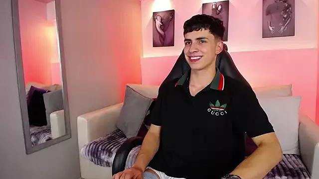 AdrianRinaldi from StripChat is Freechat