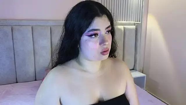 AgathaLynx from StripChat is Freechat
