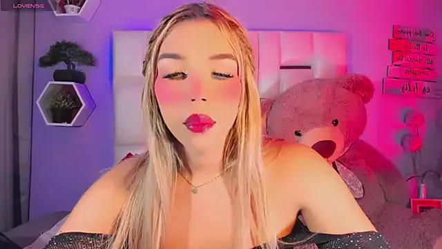 Customizable and immersive: Energize your taste buds and checkout our delicious choice of amateur cams liveshows with excited livestreamers getting their sweet physiques pounded with their beloved vibrating toys.