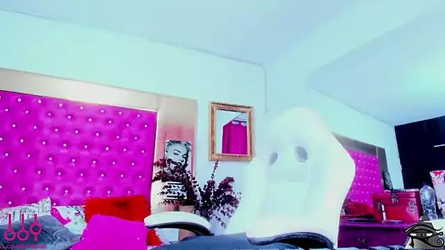 Aisha69x from StripChat is Freechat