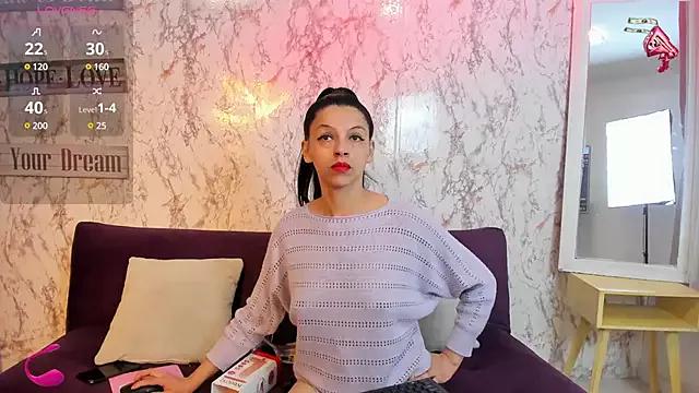 Customizable and immersive: Energize your taste buds and checkout our delicious choice of amateur cams liveshows with excited livestreamers getting their sweet physiques pounded with their beloved vibrating toys.
