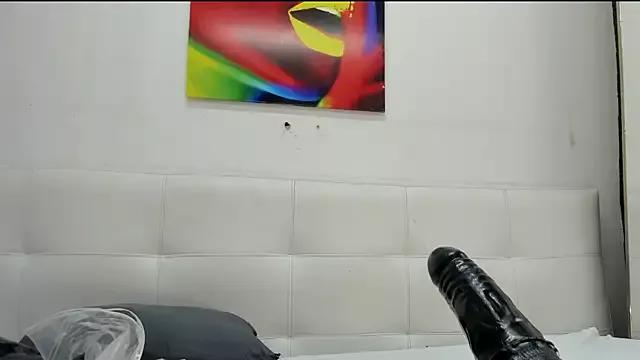 Customizable and immersive: Energize your taste buds and checkout our delicious choice of amateur cams liveshows with excited livestreamers getting their sweet physiques pounded with their beloved vibrating toys.