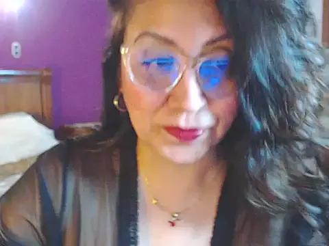alanasexy25 from StripChat is Freechat