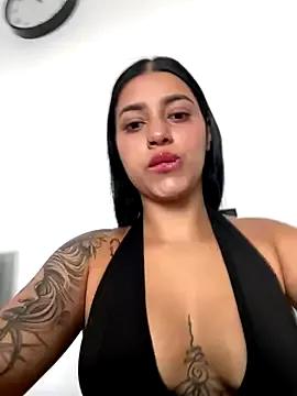 Customizable and immersive: Energize your taste buds and checkout our delicious choice of amateur cams liveshows with excited livestreamers getting their sweet physiques pounded with their beloved vibrating toys.