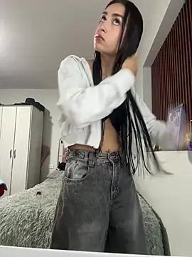 Customizable and immersive: Energize your taste buds and checkout our delicious choice of amateur cams liveshows with excited livestreamers getting their sweet physiques pounded with their beloved vibrating toys.