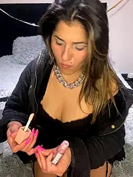 AlejandritaMilano from StripChat is Freechat