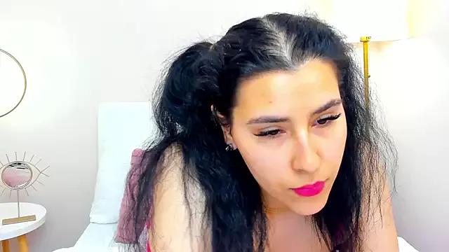 AlessandraS from StripChat is Freechat