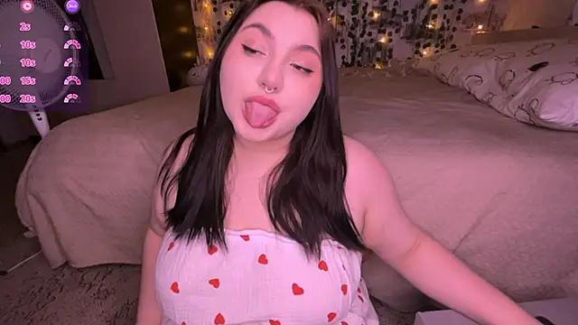 Customizable and immersive: Energize your taste buds and checkout our delicious choice of amateur cams liveshows with excited livestreamers getting their sweet physiques pounded with their beloved vibrating toys.