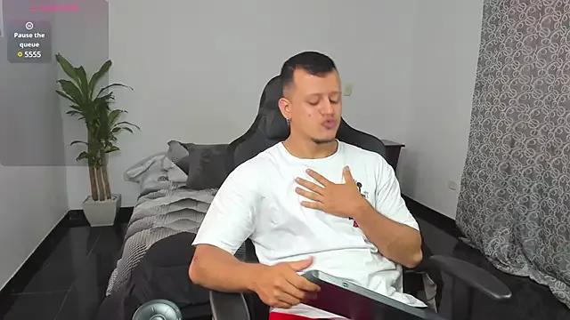 Customizable and immersive: Energize your taste buds and checkout our delicious choice of amateur cams liveshows with excited livestreamers getting their sweet physiques pounded with their beloved vibrating toys.