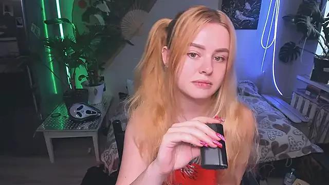 Alexa__Pirs from StripChat is Freechat