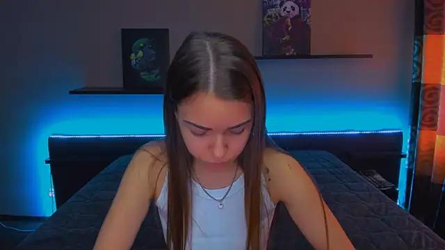 Customizable and immersive: Energize your taste buds and checkout our delicious choice of amateur cams liveshows with excited livestreamers getting their sweet physiques pounded with their beloved vibrating toys.