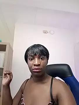 Alexagonzz from StripChat is Freechat