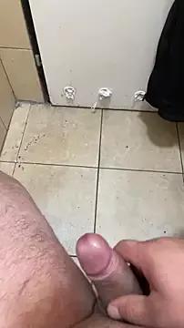 Alexander18edd from StripChat is Freechat