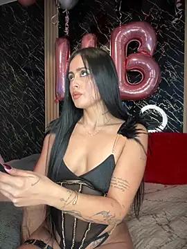 Customizable and immersive: Energize your taste buds and checkout our delicious choice of amateur cams liveshows with excited livestreamers getting their sweet physiques pounded with their beloved vibrating toys.