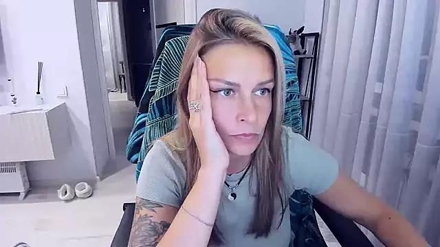 Customizable and immersive: Energize your taste buds and checkout our delicious choice of amateur cams liveshows with excited livestreamers getting their sweet physiques pounded with their beloved vibrating toys.