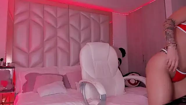 Customizable and immersive: Energize your taste buds and checkout our delicious choice of amateur cams liveshows with excited livestreamers getting their sweet physiques pounded with their beloved vibrating toys.