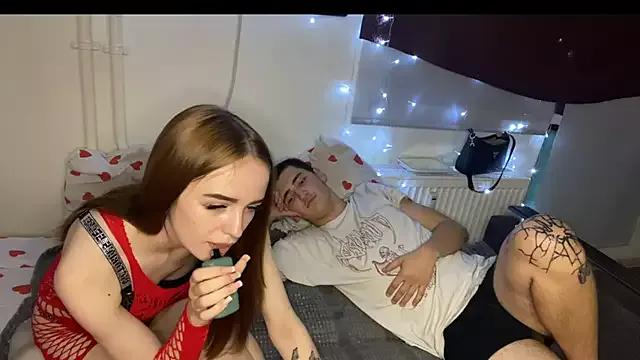 aliatorress from StripChat is Freechat