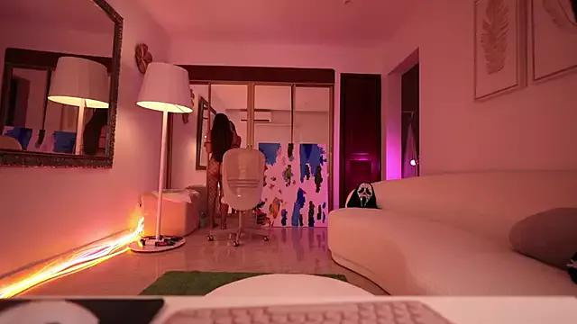 Customizable and immersive: Energize your taste buds and checkout our delicious choice of amateur cams liveshows with excited livestreamers getting their sweet physiques pounded with their beloved vibrating toys.