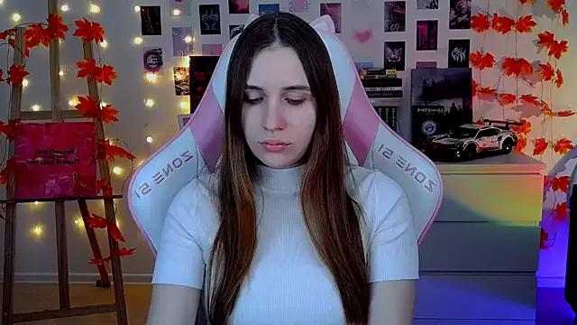 AliceCharmy from StripChat is Freechat