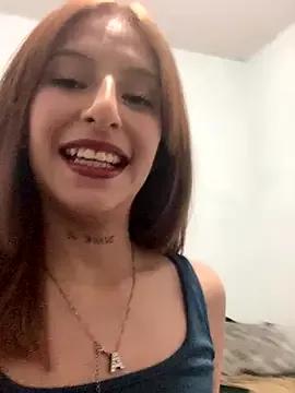 Alicecow20_UwU from StripChat is Freechat