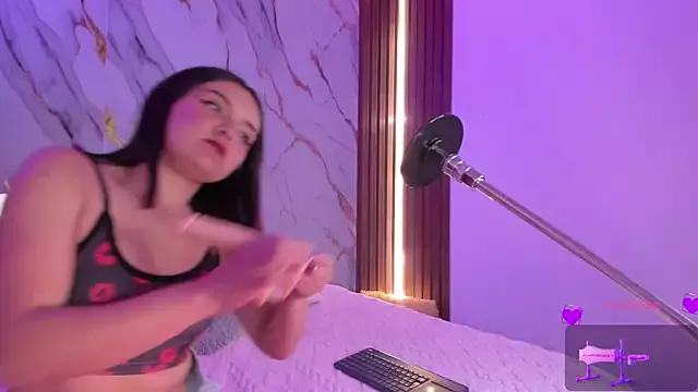 Customizable and immersive: Energize your taste buds and checkout our delicious choice of amateur cams liveshows with excited livestreamers getting their sweet physiques pounded with their beloved vibrating toys.