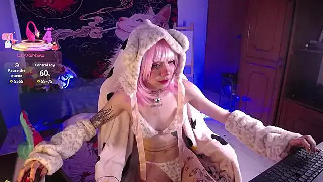 Customizable and immersive: Energize your taste buds and checkout our delicious choice of amateur cams liveshows with excited livestreamers getting their sweet physiques pounded with their beloved vibrating toys.