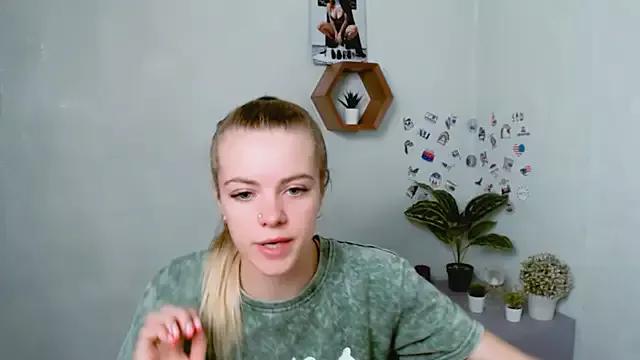 Customizable and immersive: Energize your taste buds and checkout our delicious choice of amateur cams liveshows with excited livestreamers getting their sweet physiques pounded with their beloved vibrating toys.