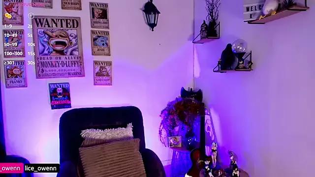 Customizable and immersive: Energize your taste buds and checkout our delicious choice of amateur cams liveshows with excited livestreamers getting their sweet physiques pounded with their beloved vibrating toys.