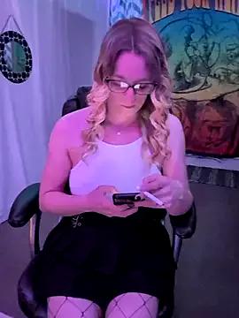 Customizable and immersive: Energize your taste buds and checkout our delicious choice of amateur cams liveshows with excited livestreamers getting their sweet physiques pounded with their beloved vibrating toys.