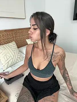 Customizable and immersive: Energize your taste buds and checkout our delicious choice of amateur cams liveshows with excited livestreamers getting their sweet physiques pounded with their beloved vibrating toys.